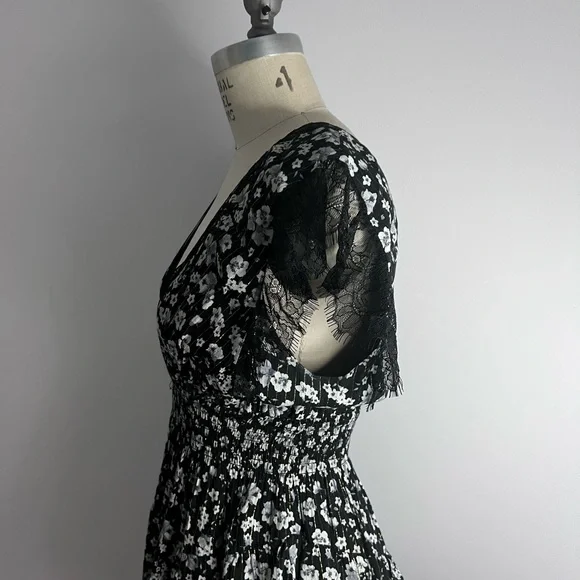 Blue Life Alexia Floral Dress - Picture 6 of 7